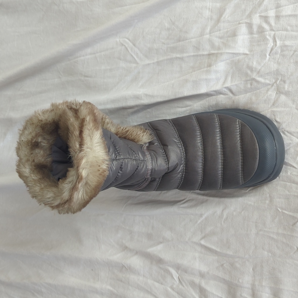 The North Face Women's Thermoball Microbaffle Bootie II - Picture 10 of 12